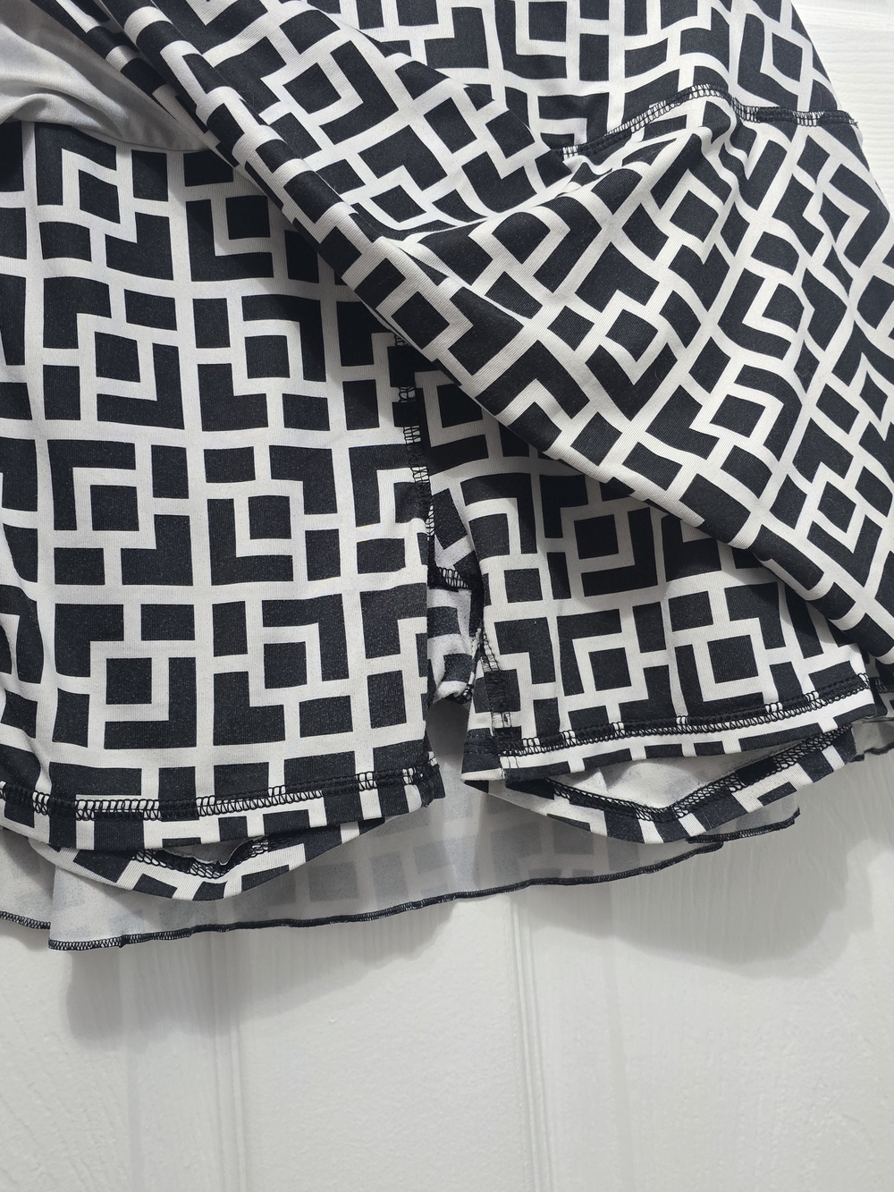 Black & White Geometric A-Line Tennis Skirt - Picture 4 of 8